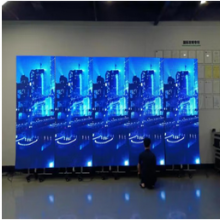 维世EP200-3.9 可折叠移动拼接折叠屏LED折叠显示屏亮度1400配航空箱