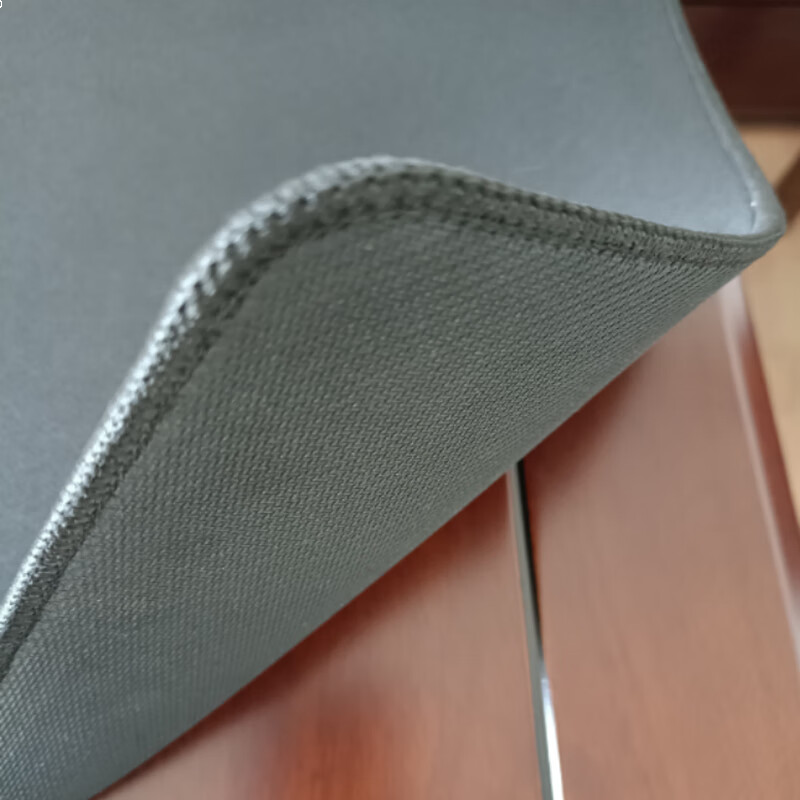 军磐 纯色系列 办公必备电竞游戏鼠标垫超大号 1000*500加厚锁边办公键盘电脑书桌垫 纯黑色